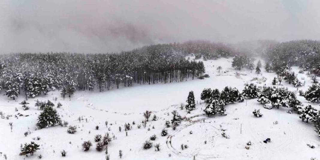 Kış tatilinin yeni rotası Başkent oldu! Uludağ gitti Işık Dağı geldi: Beyaz örtüye doyum olmadı 7